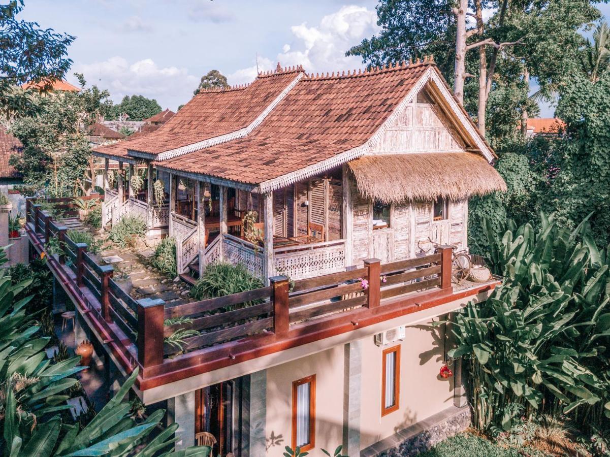 Umah Kayu Ubud Bagian luar foto